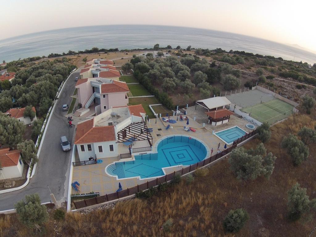 Kyma Hotel Marathokampos Bagian luar foto